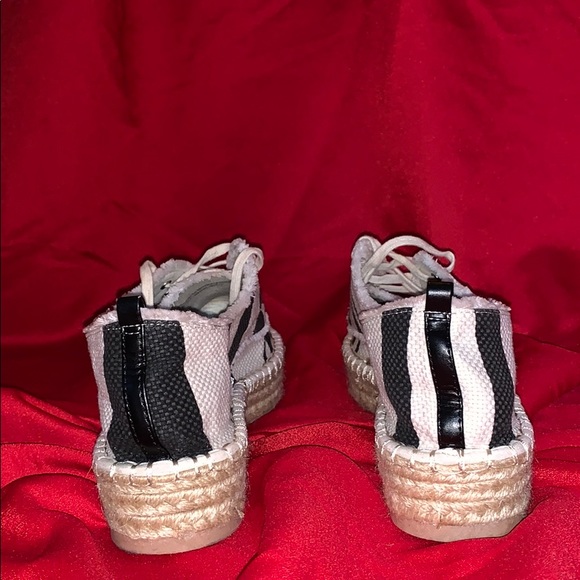 Spring/summer shoes - Picture 2 of 3